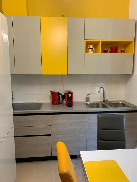 Apartmani Croadriastay Pula 0*,  Croatia